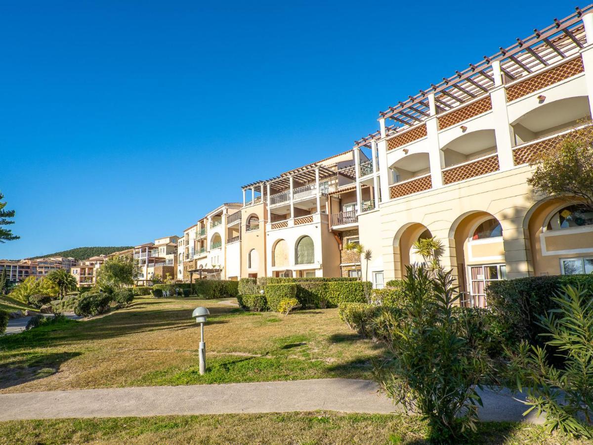 Apartment Village Cap Esterel - Le Village-68 By Interhome Saint-Raphaël Kültér fotó