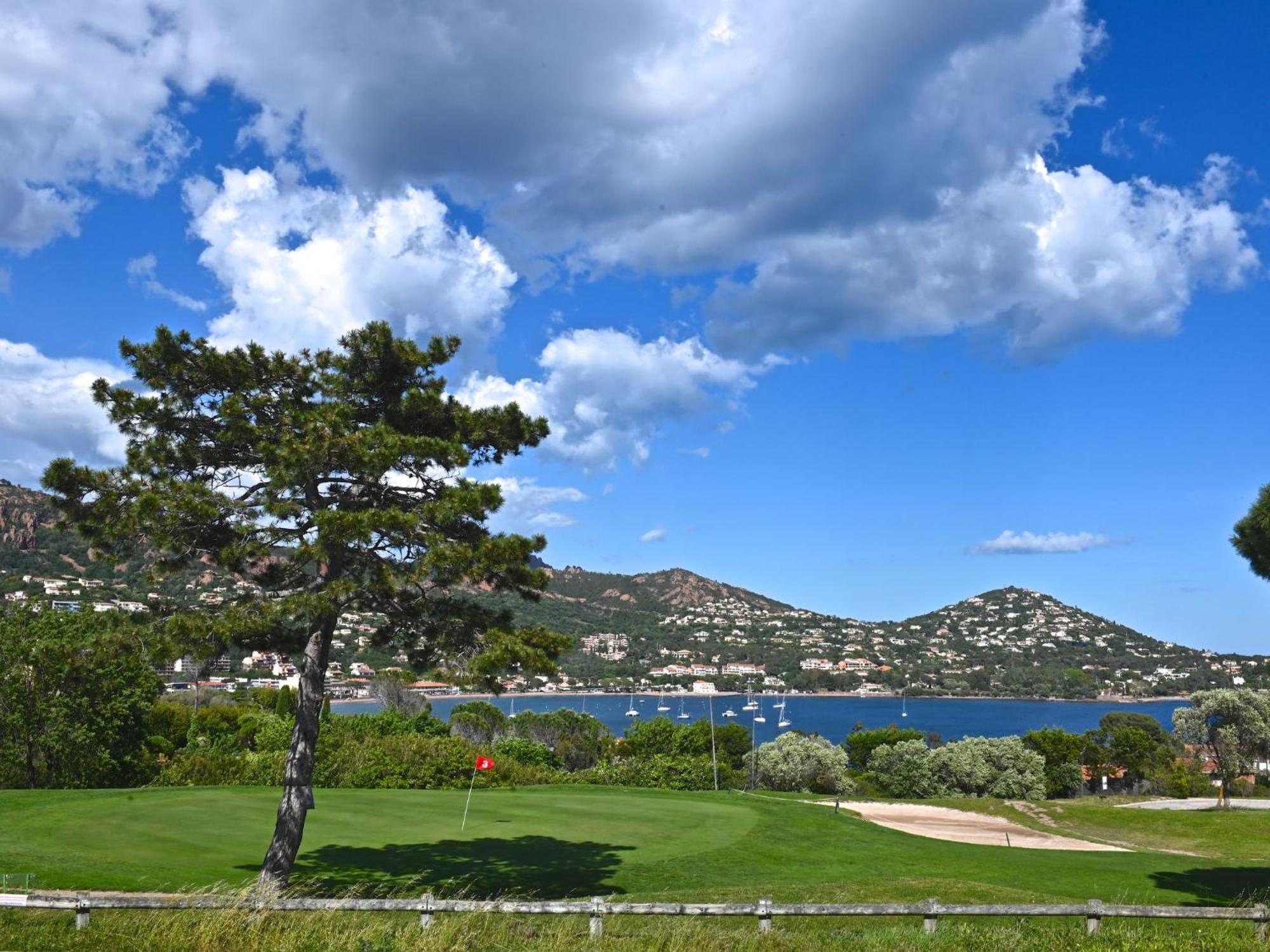 Apartment Village Cap Esterel - Le Village-68 By Interhome Saint-Raphaël Kültér fotó